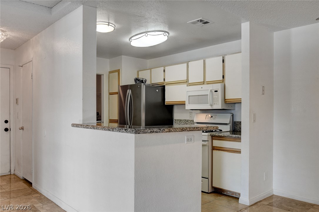 2200 South Fort Apache Road 2234