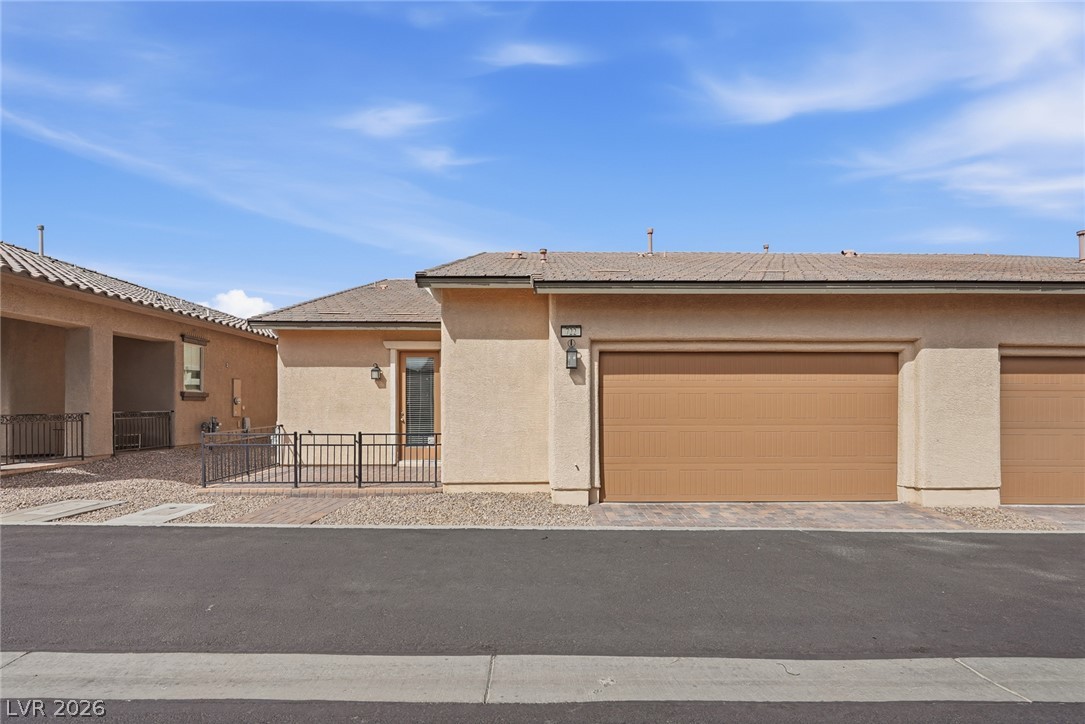 722 Orange Plume Walk