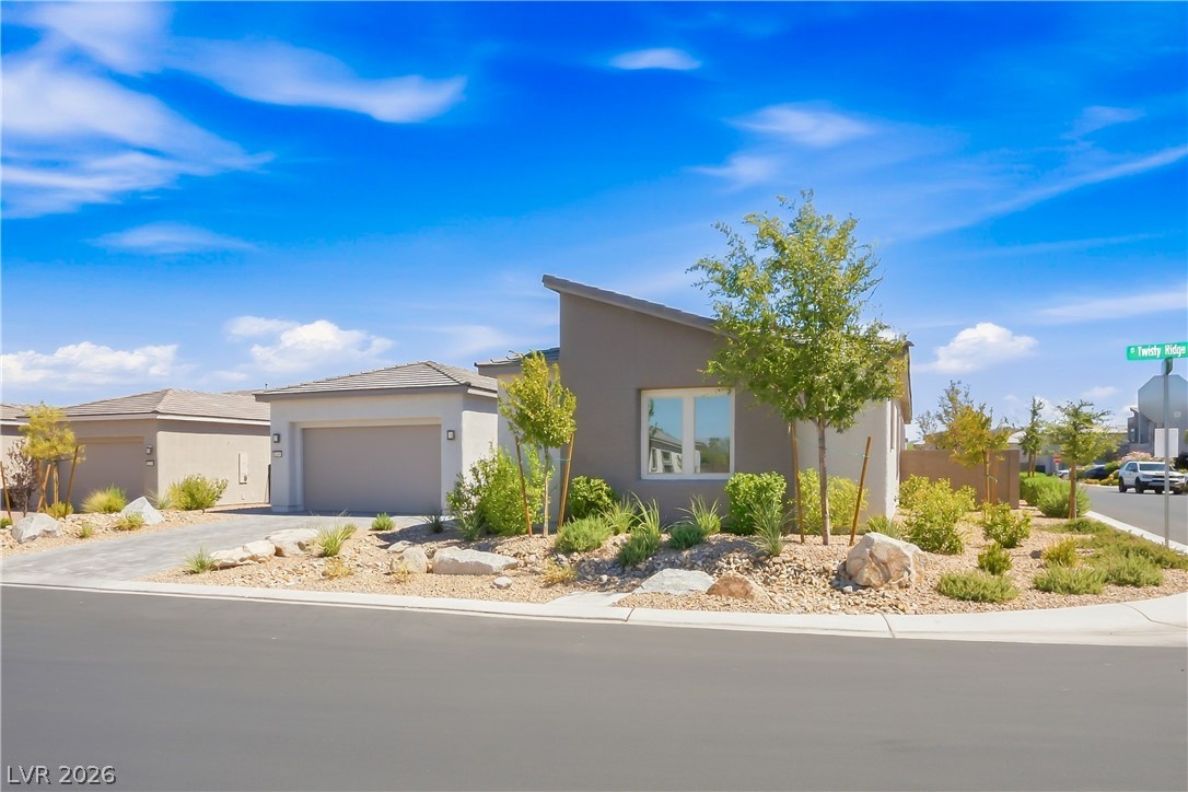 11164 Twisty Ridge Street