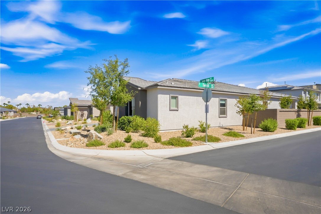 11164 Twisty Ridge Street