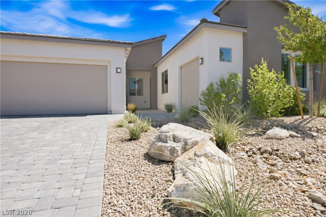 11164 Twisty Ridge Street