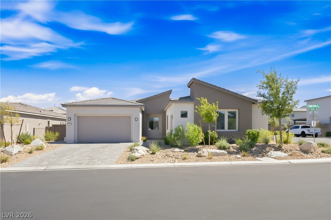 11164 Twisty Ridge Street