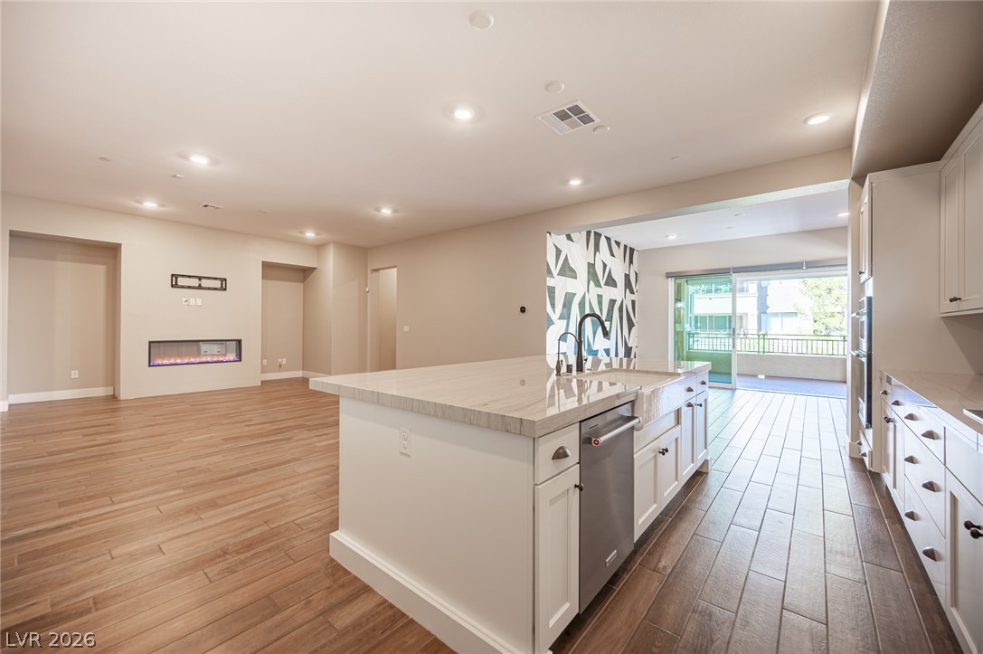 9200 South Las Manaitas Avenue 202
