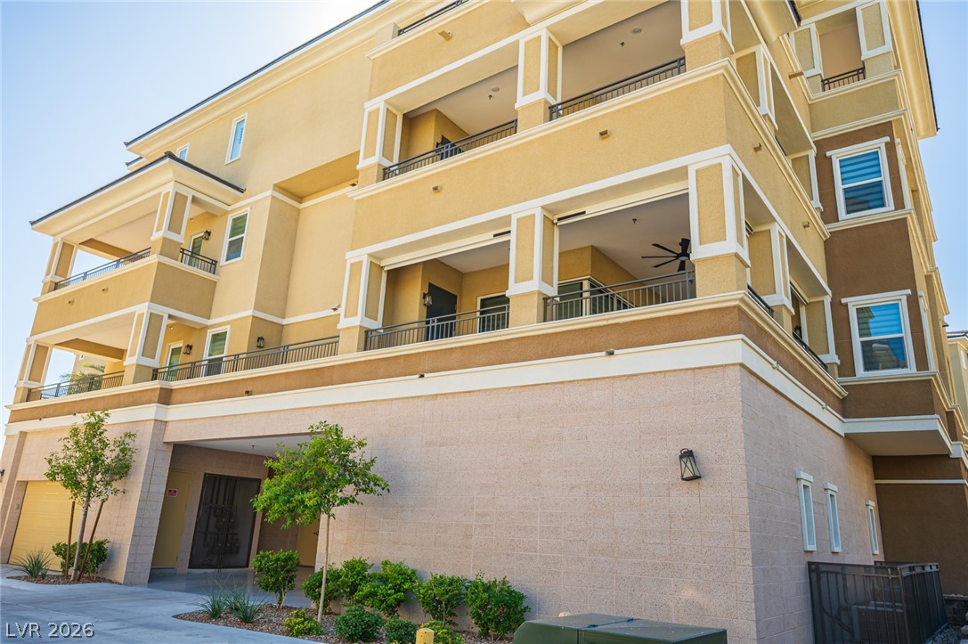 9200 South Las Manaitas Avenue 202