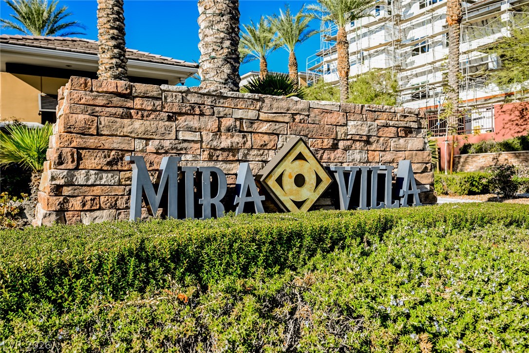 9200 South Las Manaitas Avenue 202