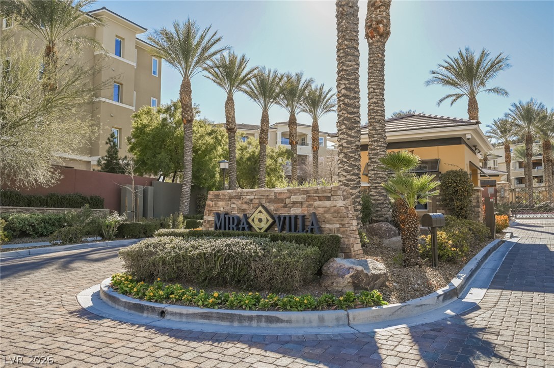 9200 South Las Manaitas Avenue 202