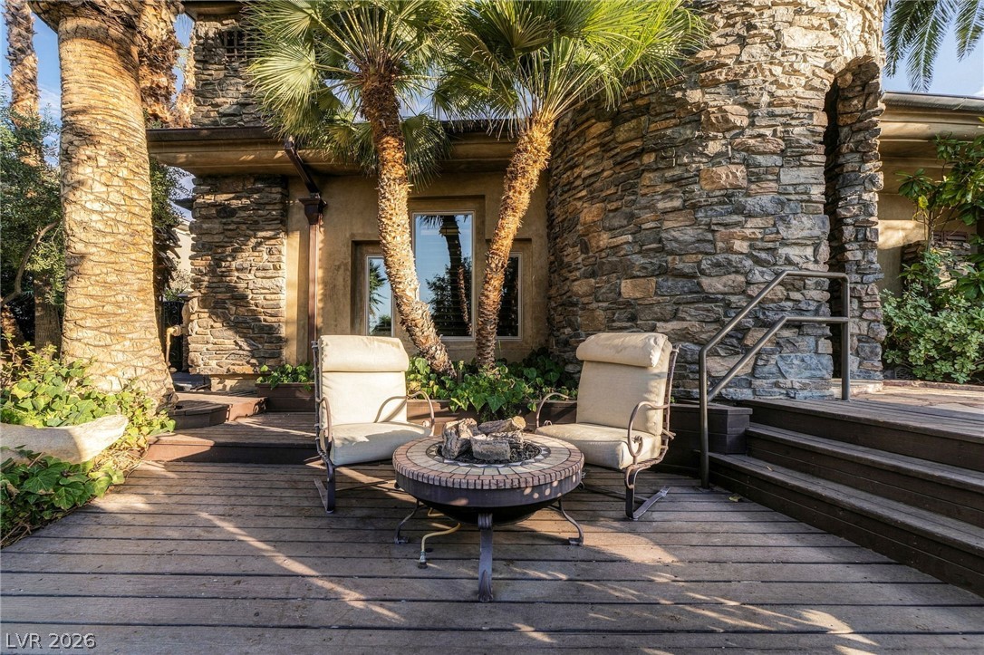 1513 Foothills Village Drive