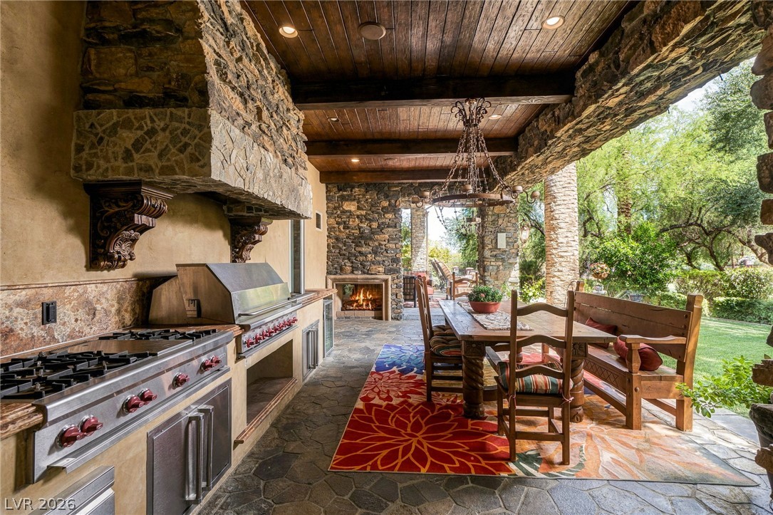 1513 Foothills Village Drive