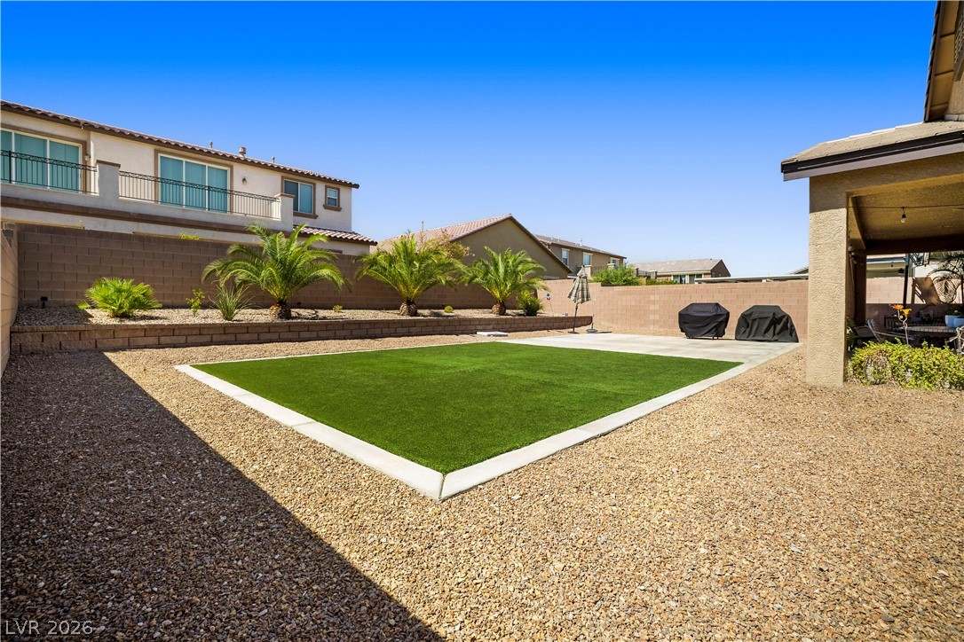 6217 Starflare Street