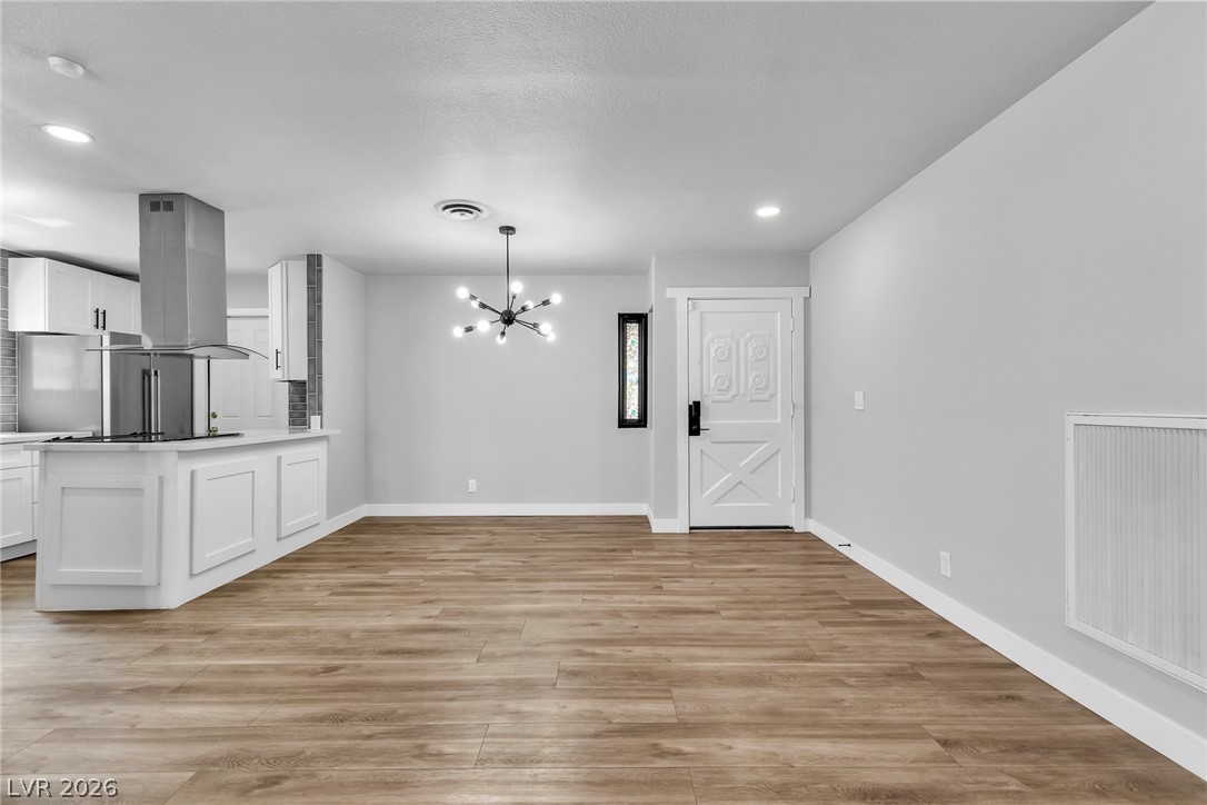 5804 Carmen Boulevard
