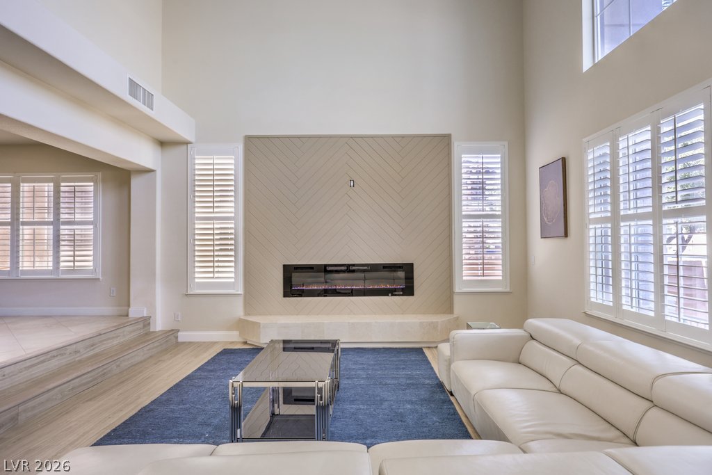 4453 Melrose Abbey Place