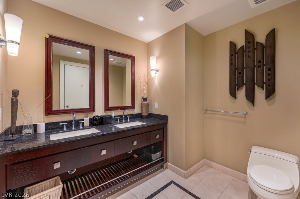 2700 Las Vegas Boulevard 4304