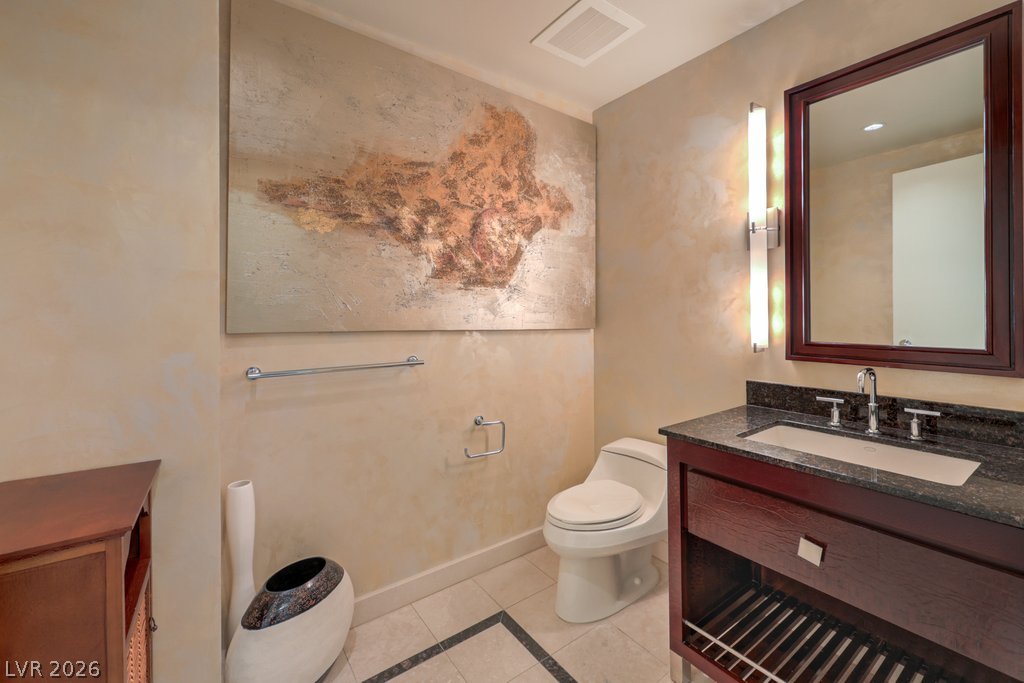 2700 Las Vegas Boulevard 4304
