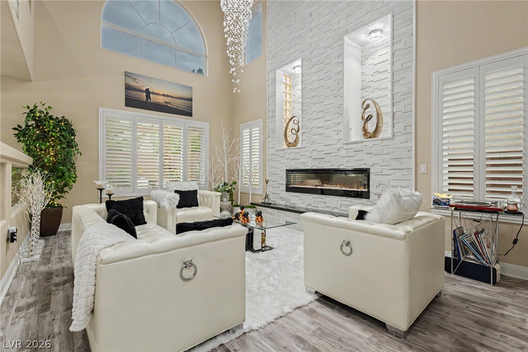 6707 Zephyr Wind Avenue