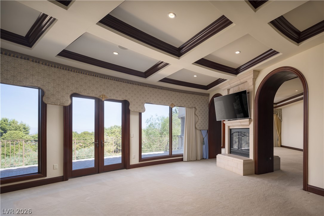 18 Olympia Hills