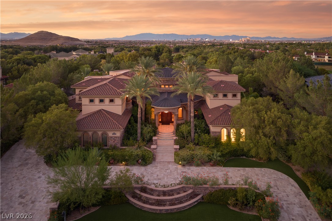 18 Olympia Hills