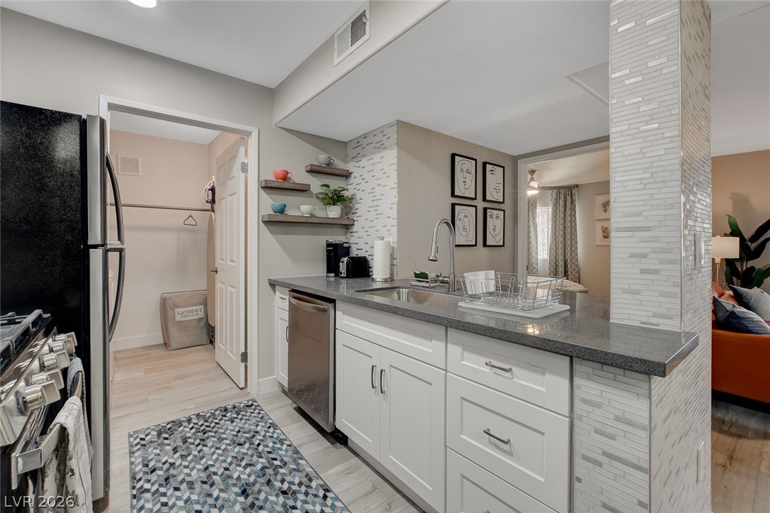 7885 West Flamingo Road 1156