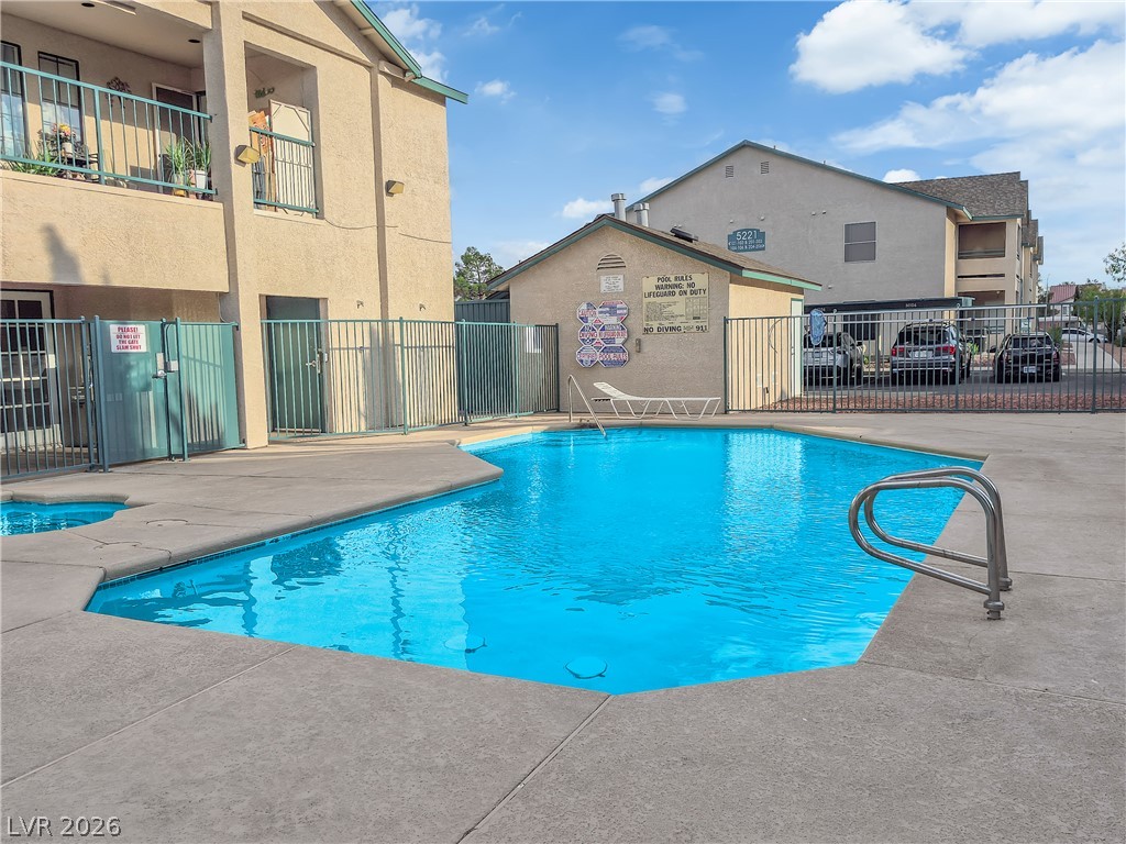 5111 Lindell Road 202