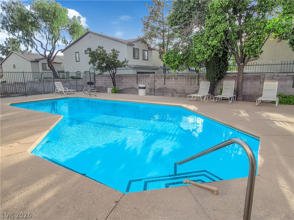 5111 Lindell Road 202
