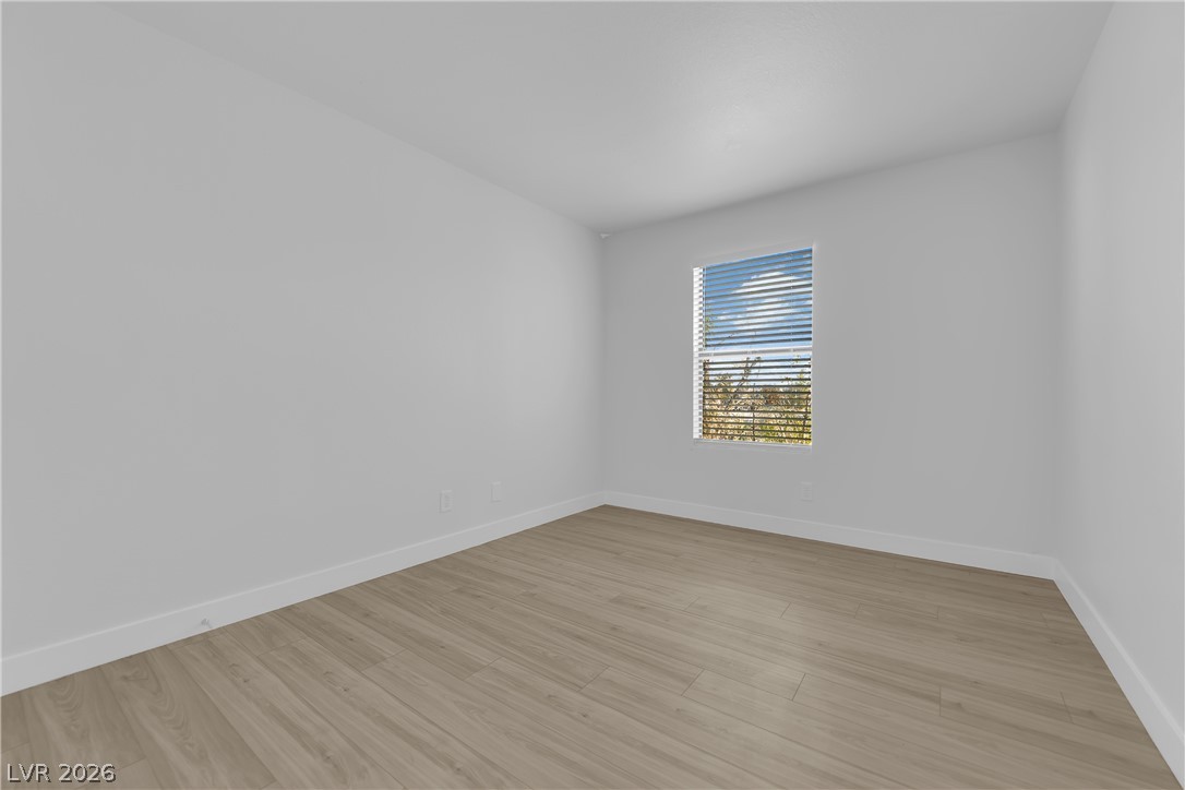 5111 Lindell Road 202