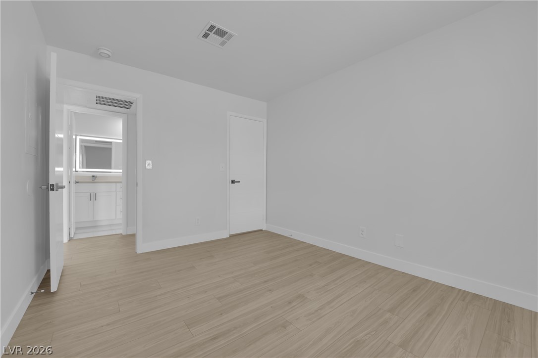 5111 Lindell Road 202