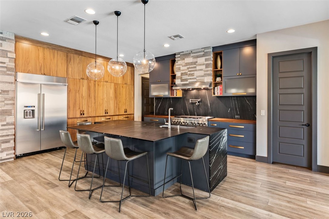 2999 The Peaks Lane
