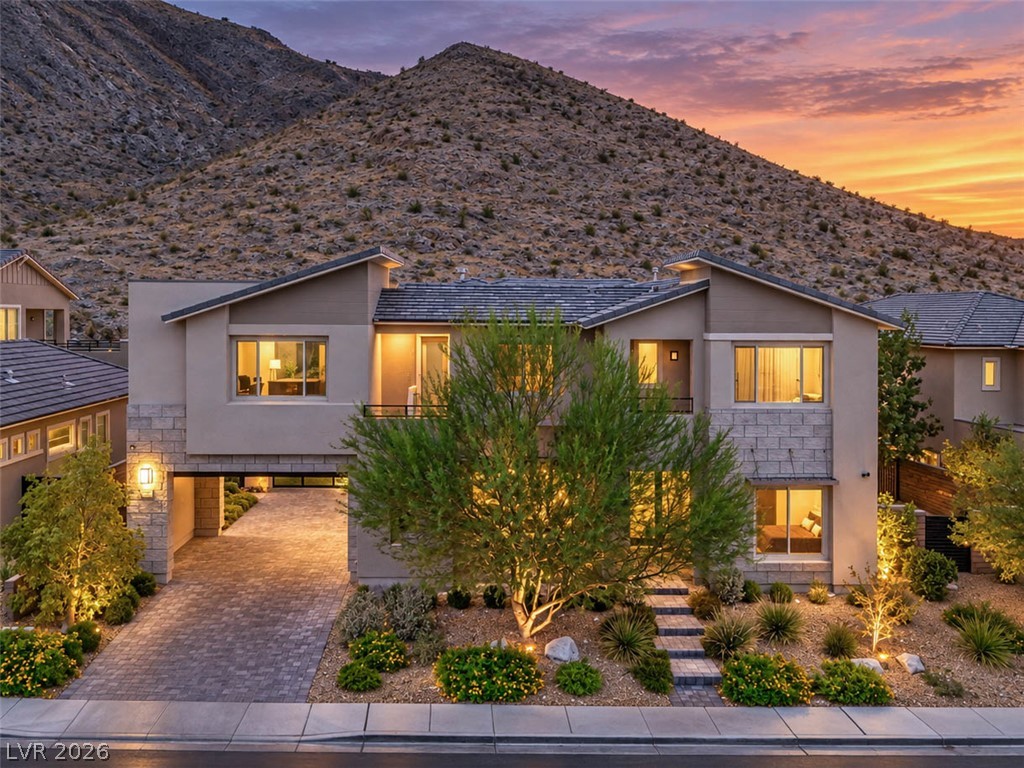 2999 The Peaks Lane