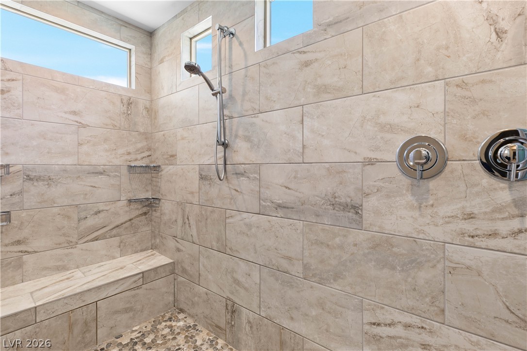 2999 The Peaks Lane