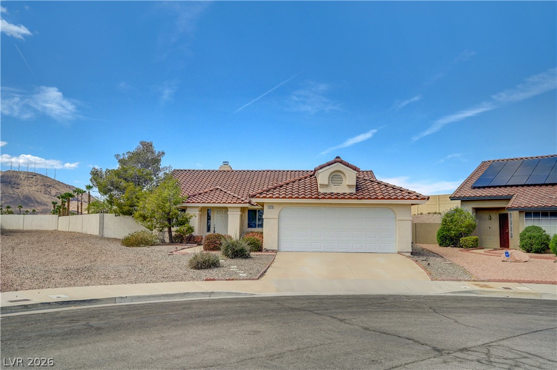 970 Hunters Run Drive