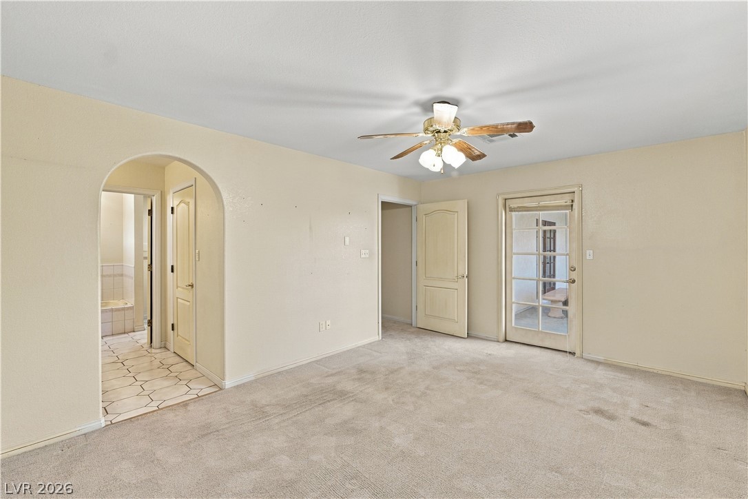 921 Primrose Lane