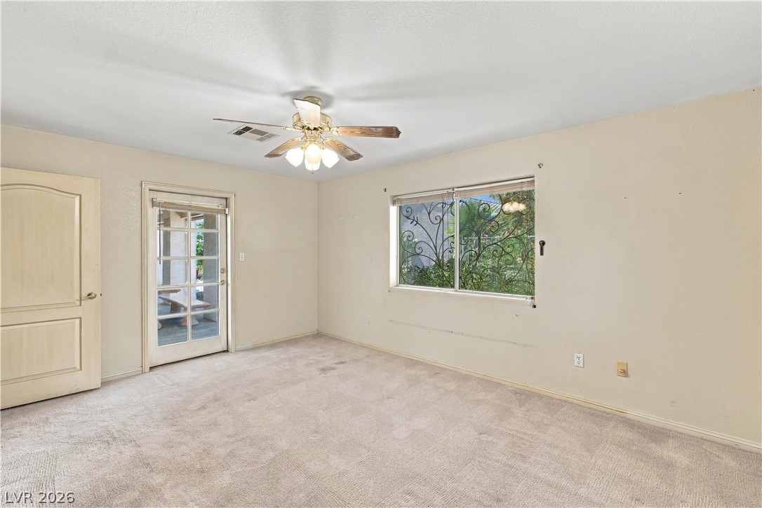 921 Primrose Lane