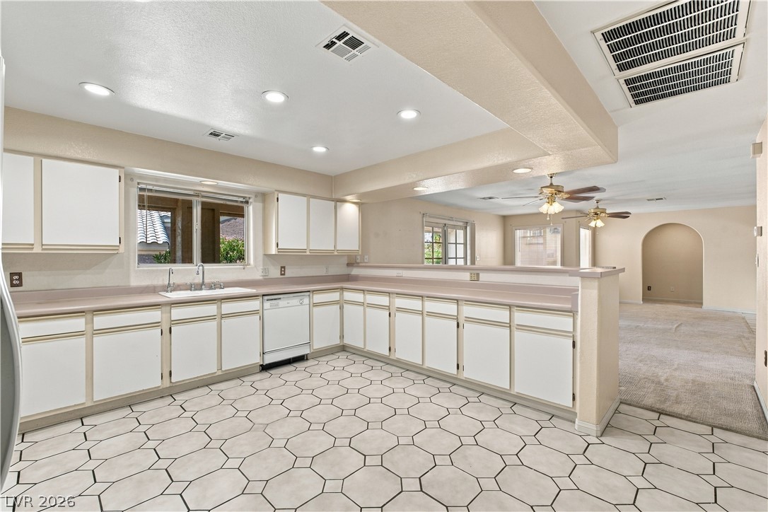 921 Primrose Lane