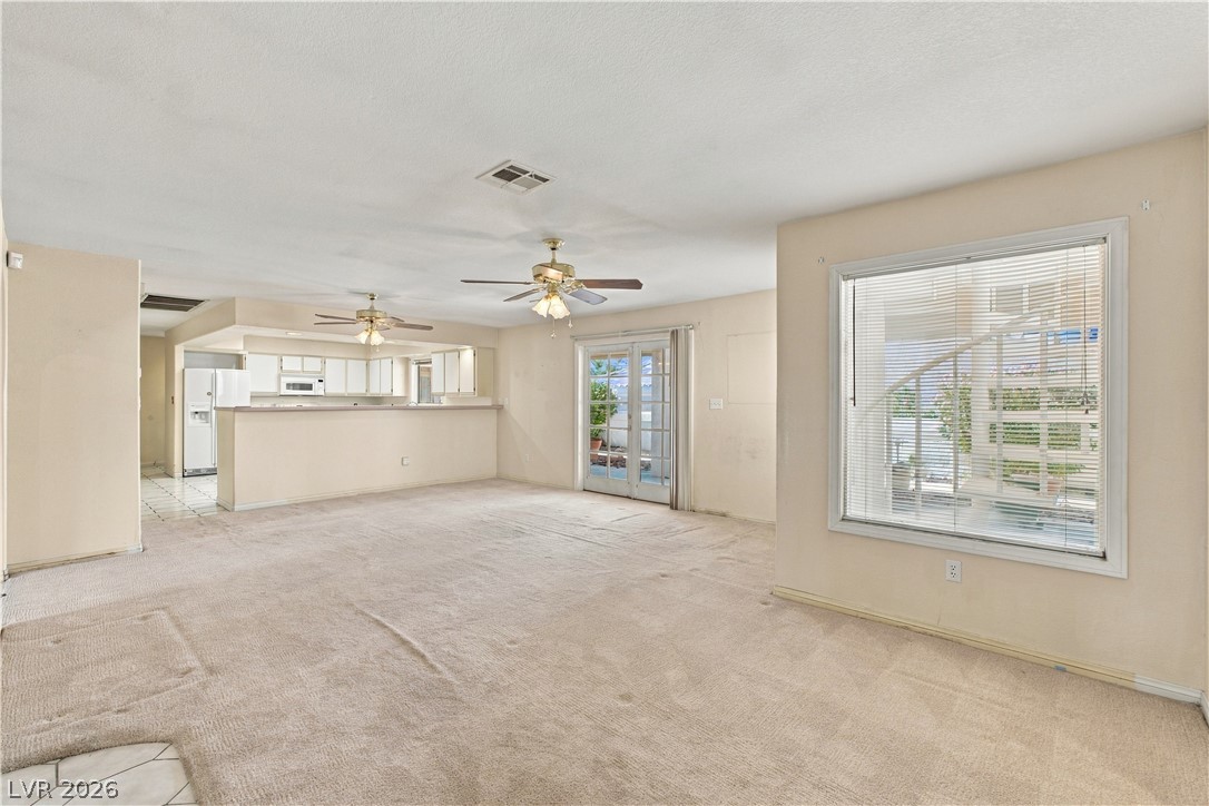 921 Primrose Lane