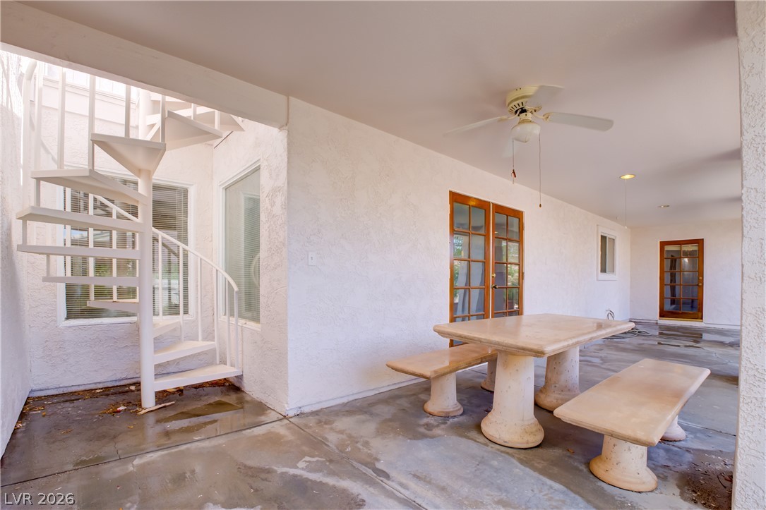 921 Primrose Lane