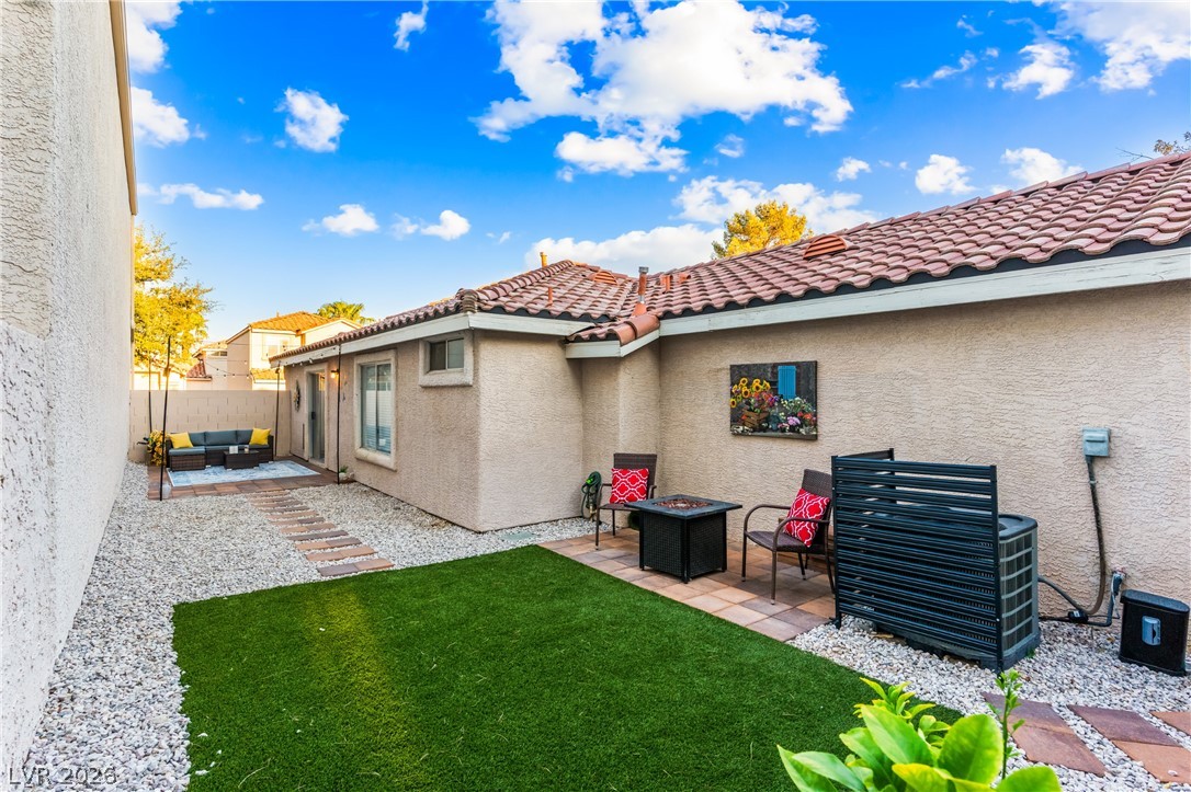 2433 Cliffwood Drive