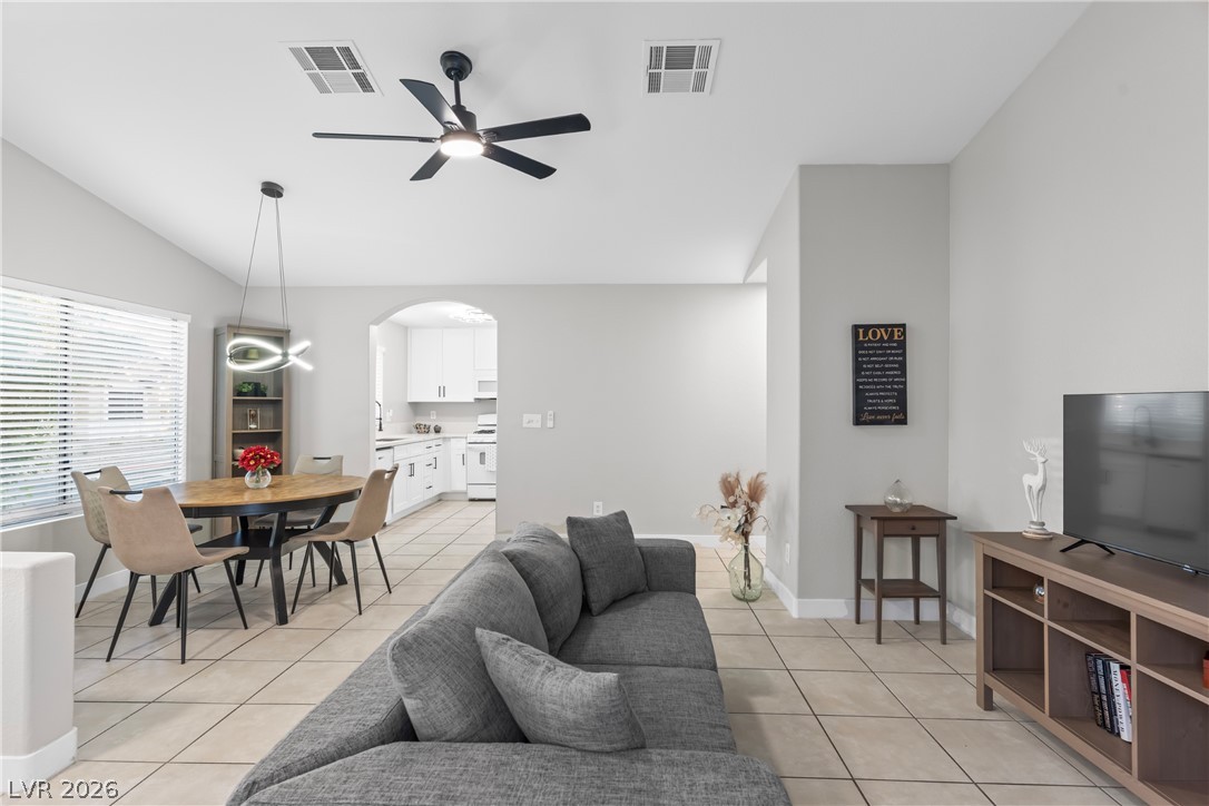 2433 Cliffwood Drive