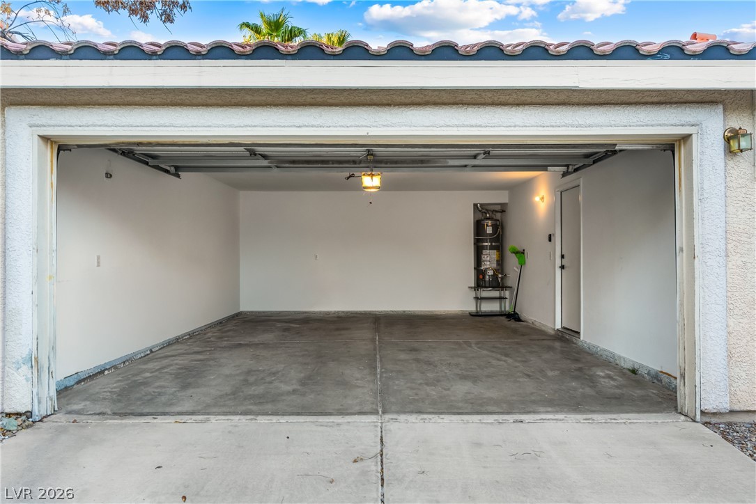 2433 Cliffwood Drive