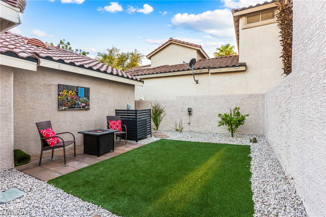 2433 Cliffwood Drive