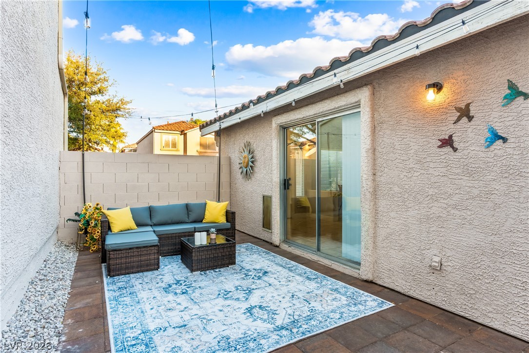 2433 Cliffwood Drive