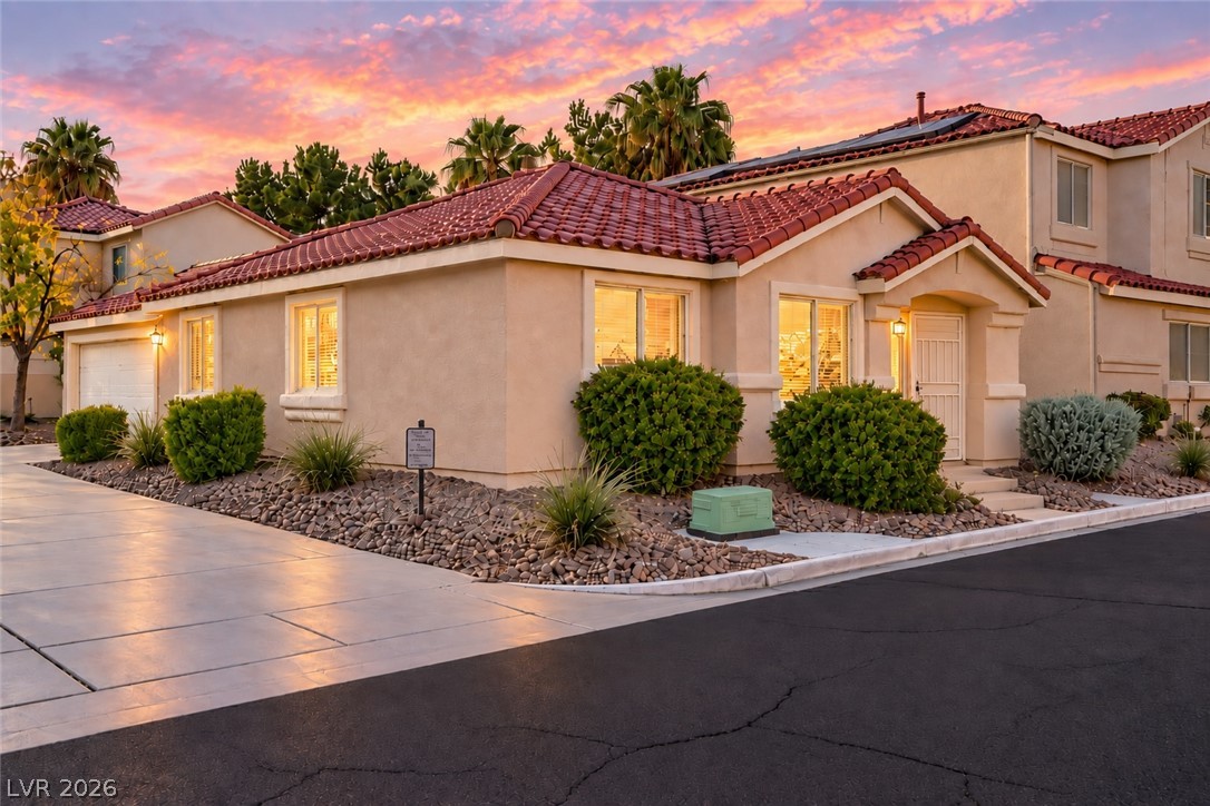 2433 Cliffwood Drive