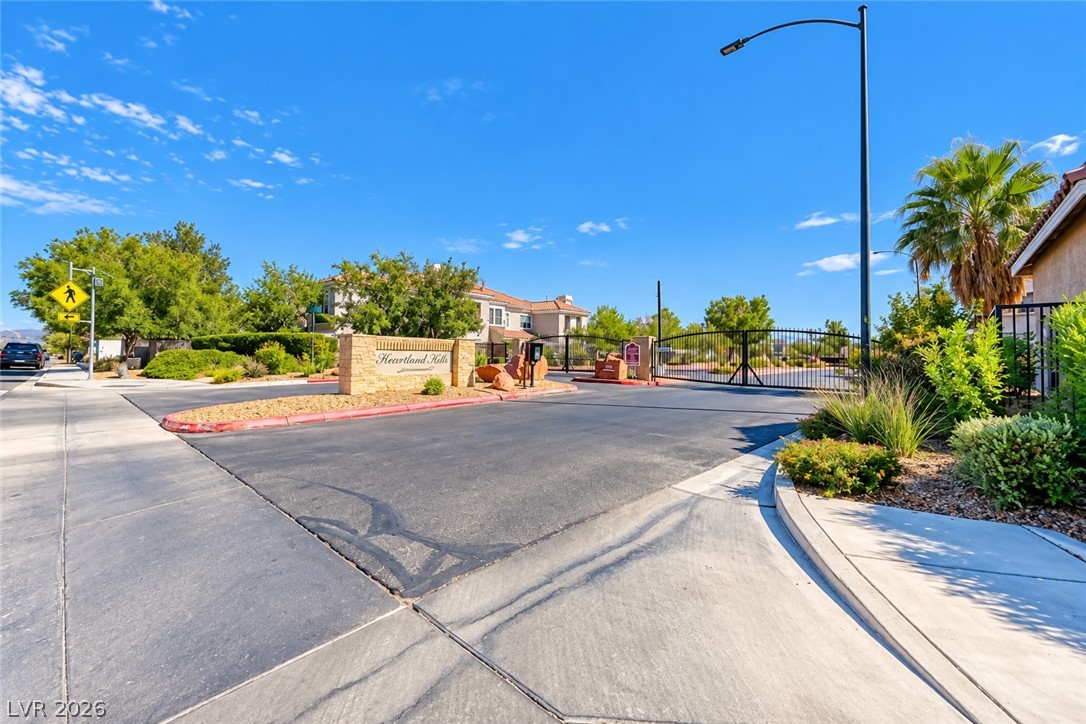 2433 Cliffwood Drive