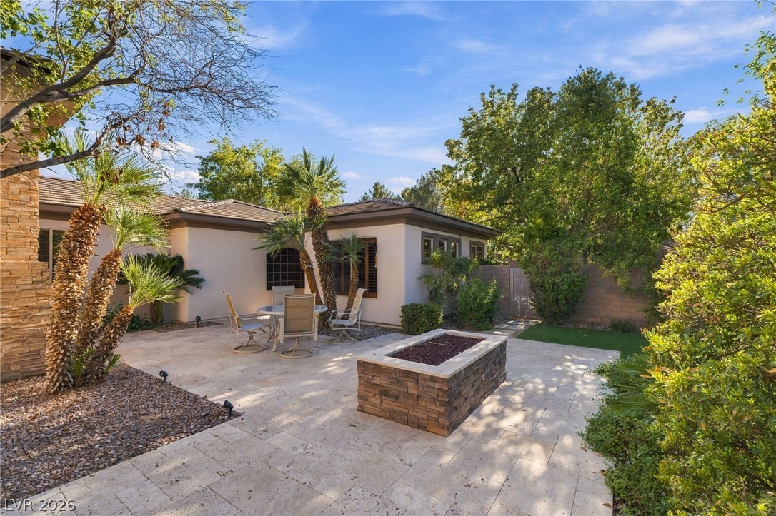 26 Fountainhead Circle