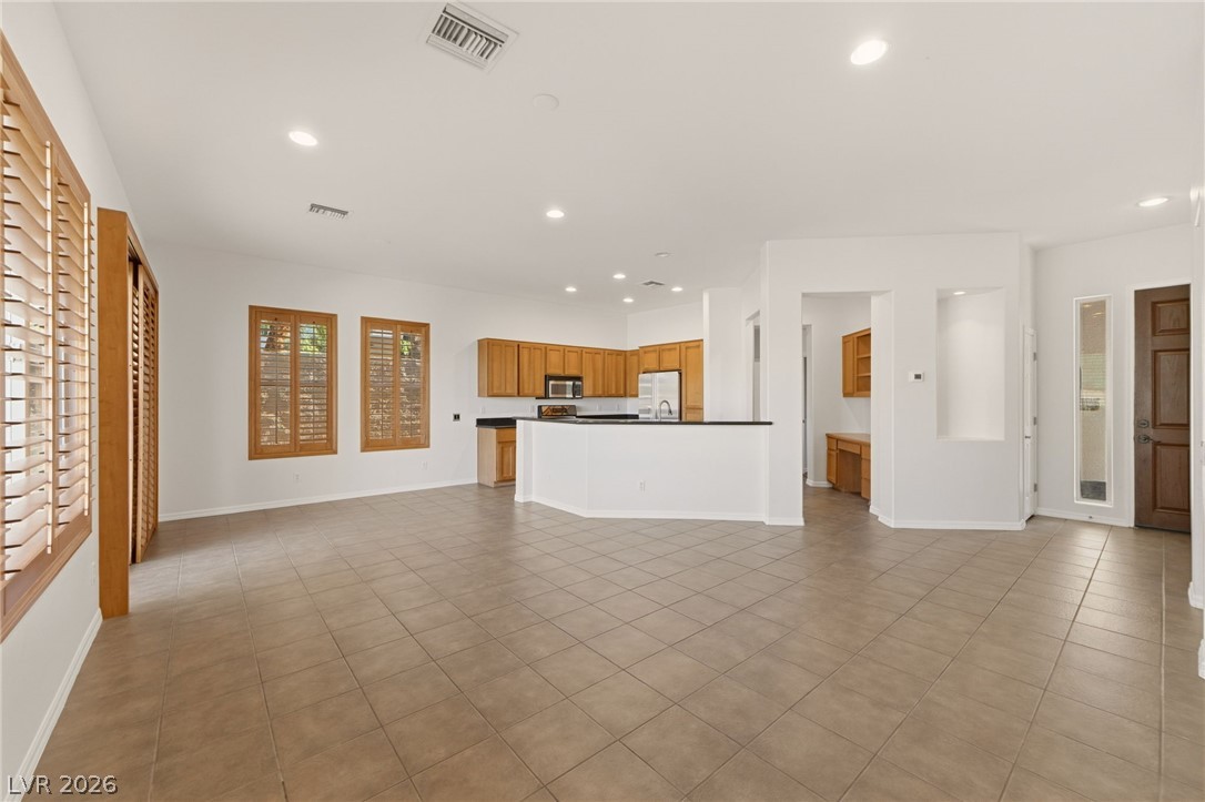 26 Fountainhead Circle