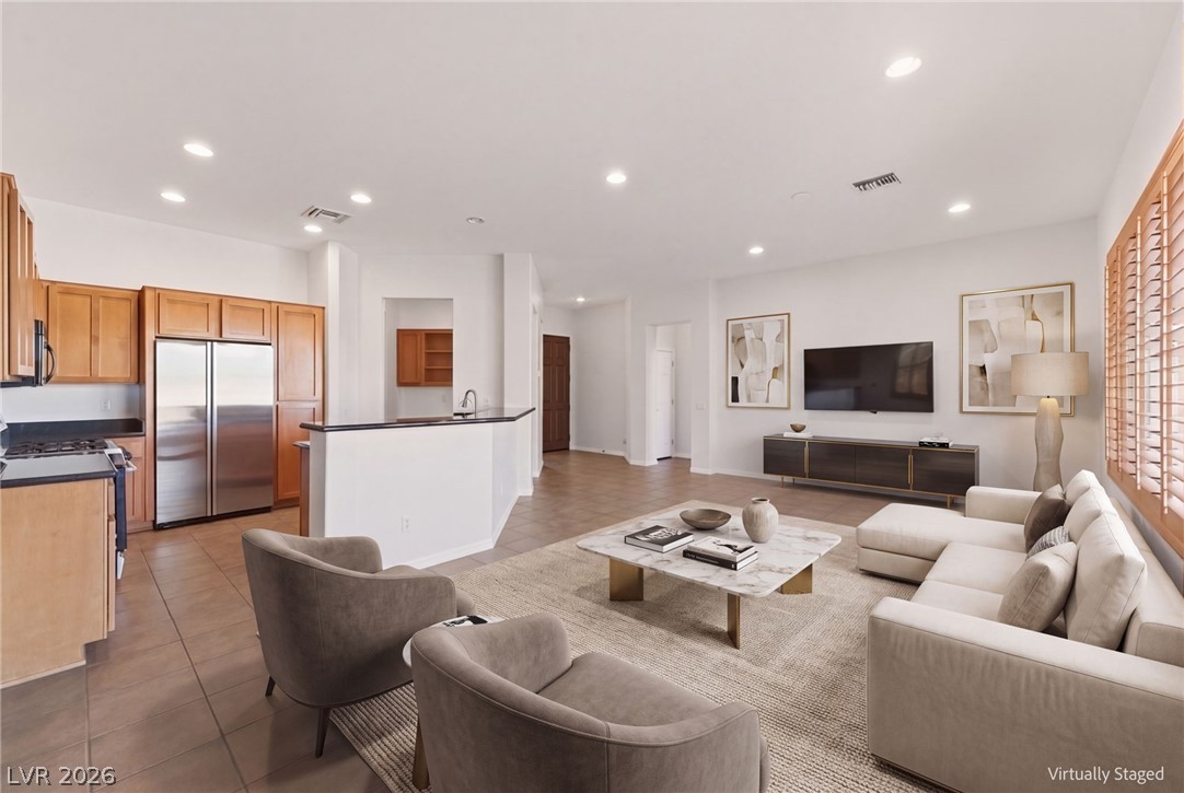26 Fountainhead Circle
