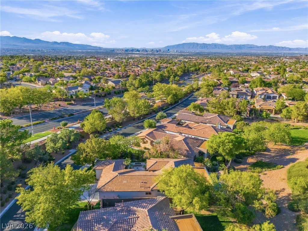 26 Fountainhead Circle