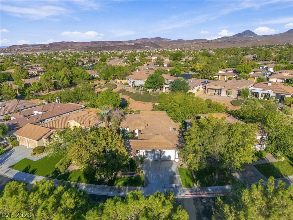26 Fountainhead Circle