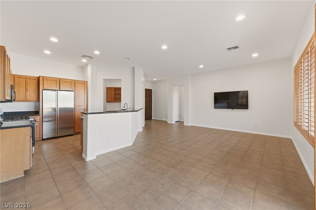 26 Fountainhead Circle