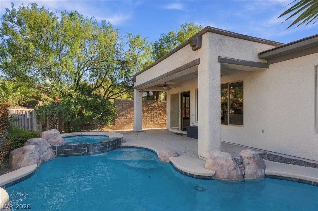 26 Fountainhead Circle