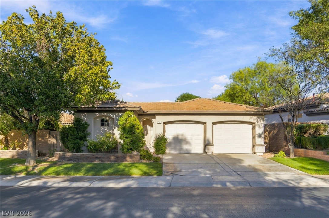 26 Fountainhead Circle