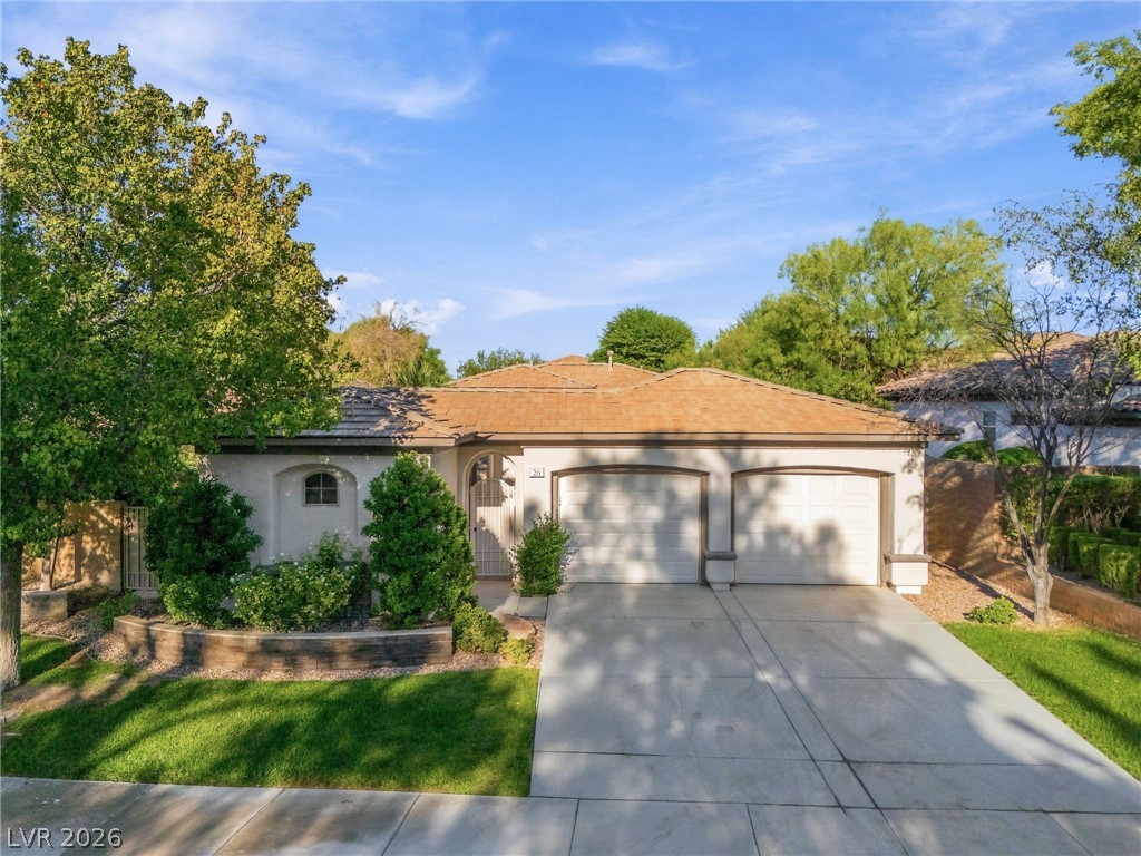26 Fountainhead Circle
